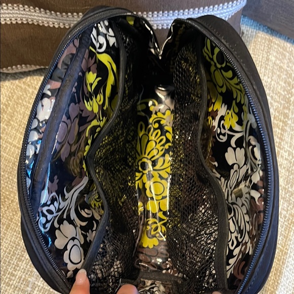 Vera Bradley Black Quilted Bag - Picture 4 of 5